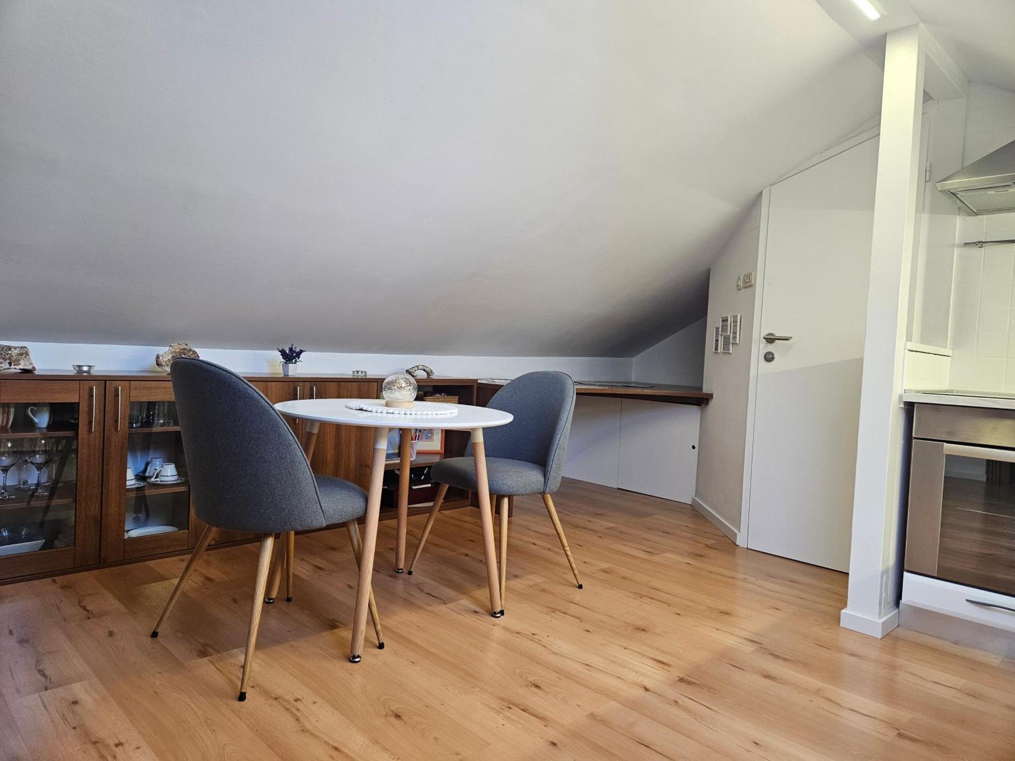 Lovely Attic Apartman-Melani ザダル エクステリア 写真