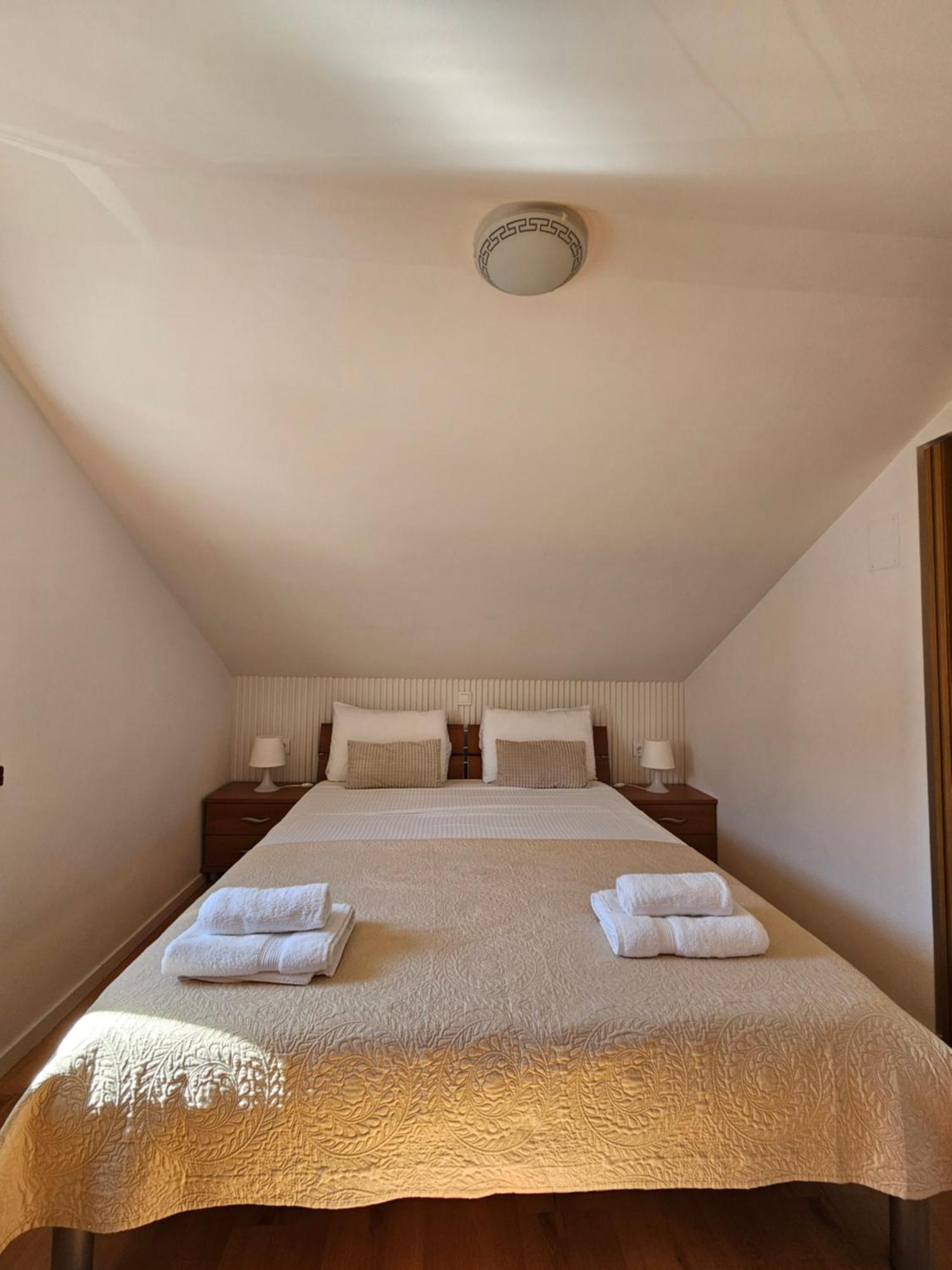 Lovely Attic Apartman-Melani ザダル エクステリア 写真
